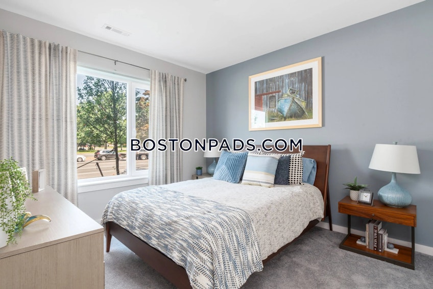 Lynn - $1,700+ /month