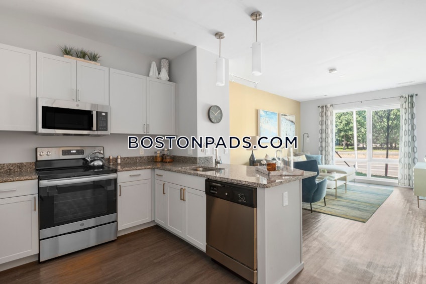 Lynn - $1,700+ /month