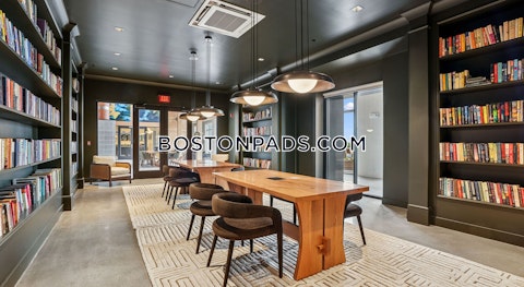 Hanson St. Lynn photo 25