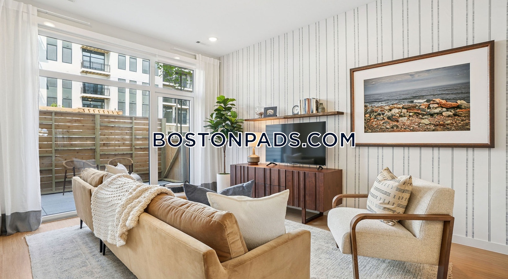 Lynn - 2 Beds, 1 Baths