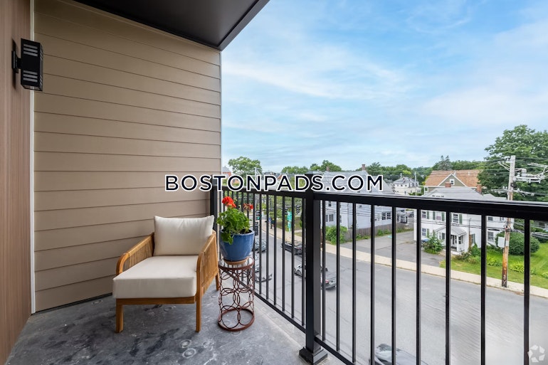 East Central St. Natick