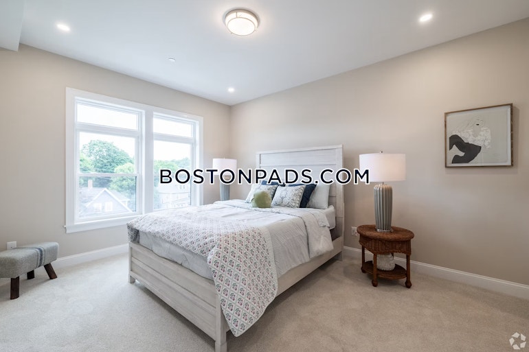 East Central St. Natick