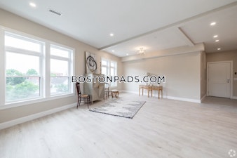 East Central St. Natick