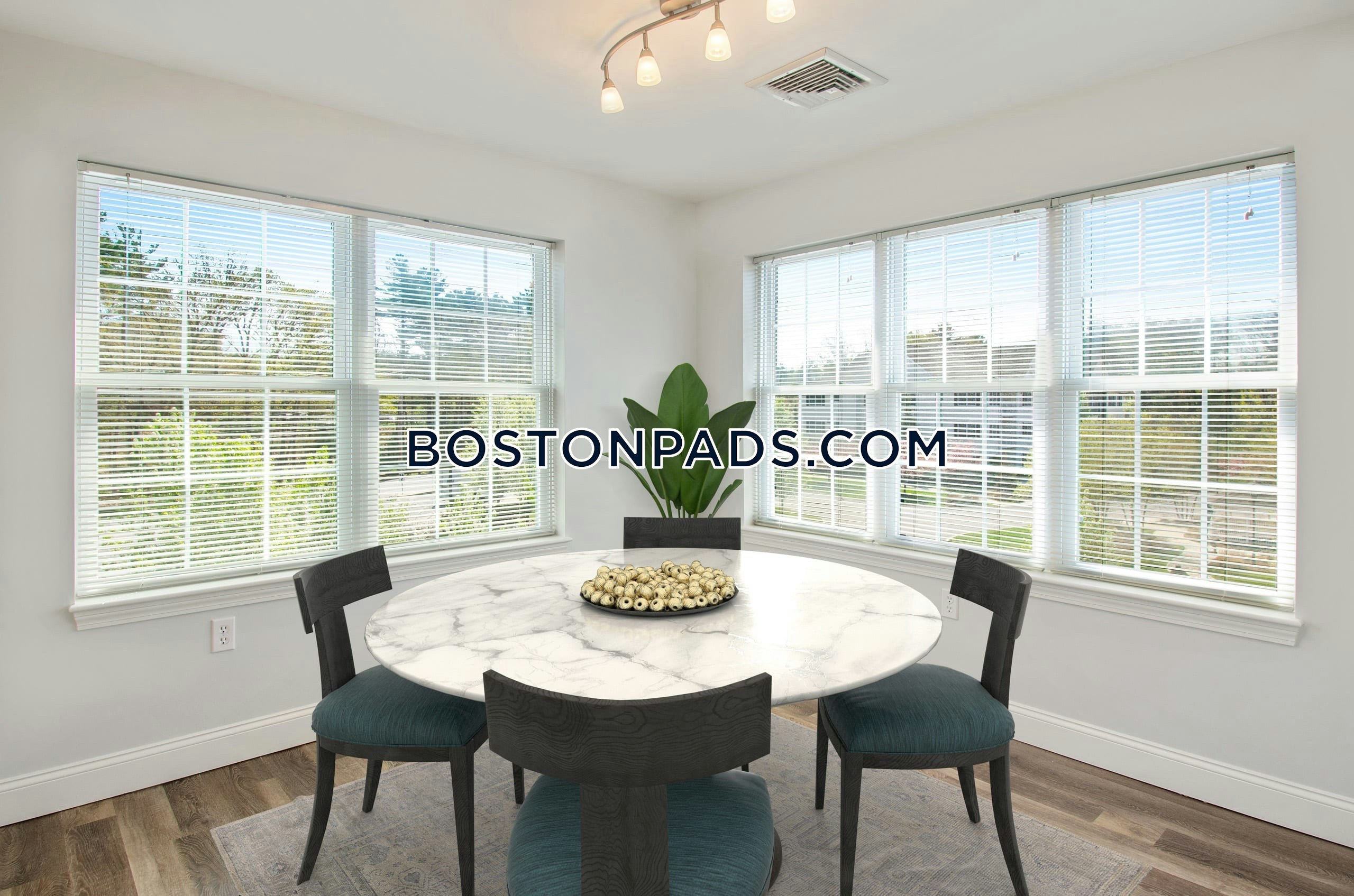 BEDFORD - 2 Beds, 1 Bath - Image 3