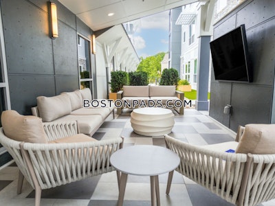 Wakefield 3 bedroom 1 baths Luxury in WAKEFIELD - $3,924 No Fee