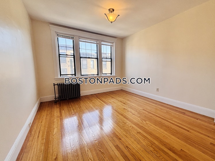 Sutherland Rd., Boston