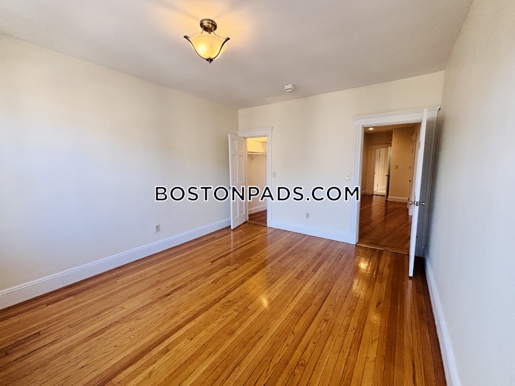 Sutherland Rd., Boston