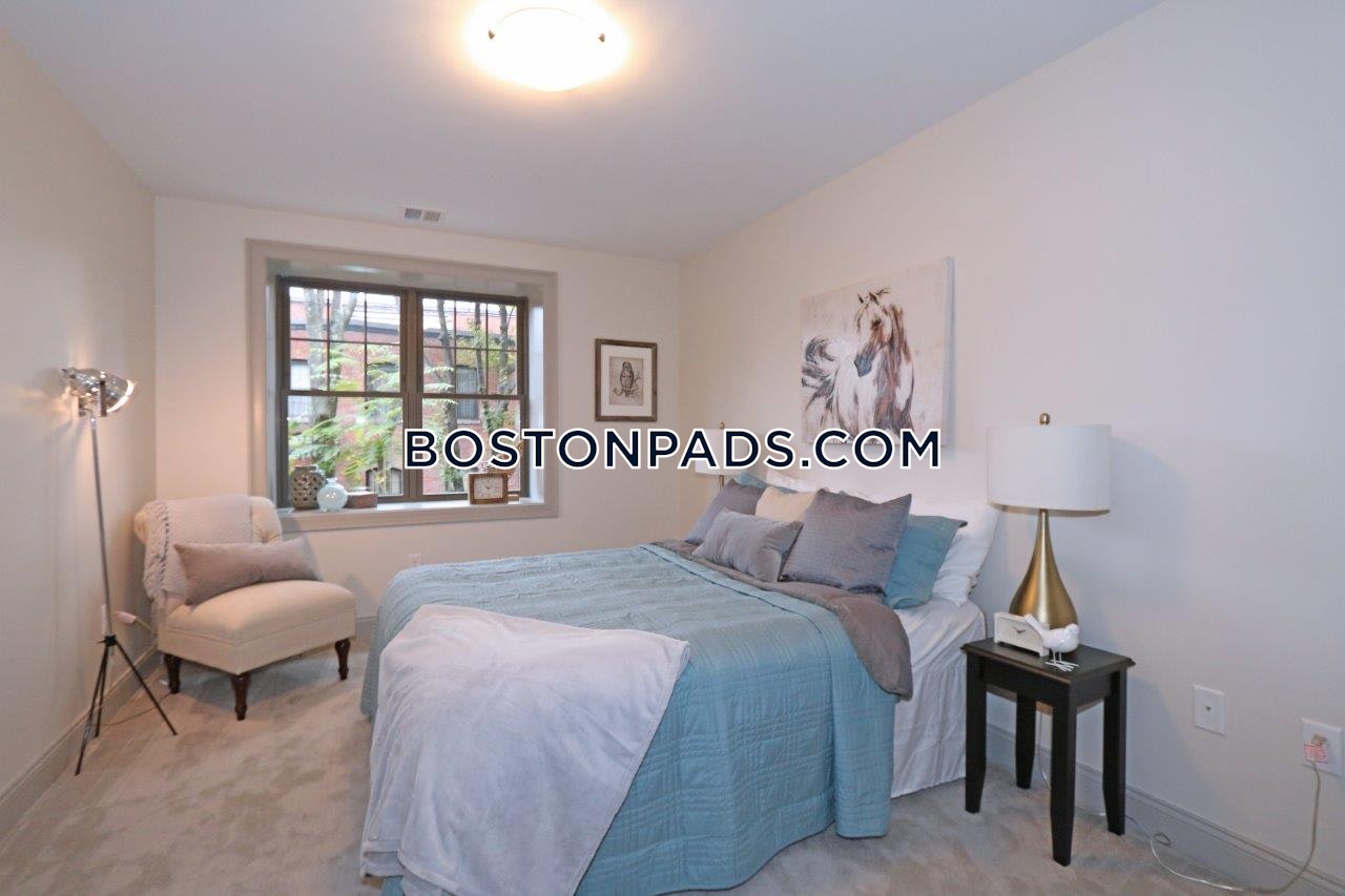 Boston - 1 Beds, 1 Baths
