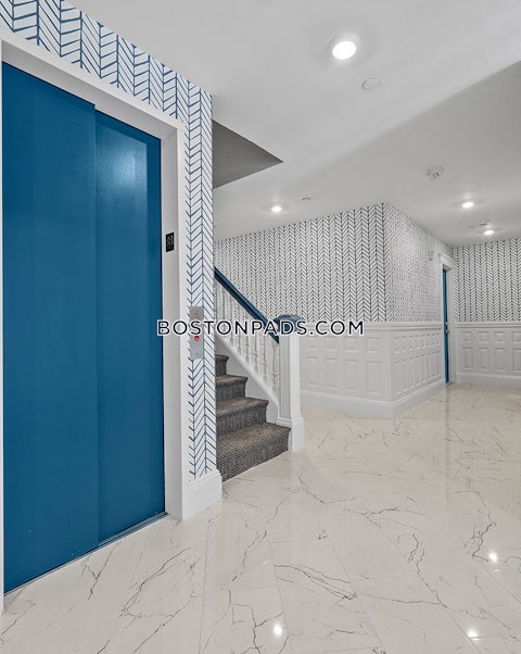 Edgerly Rd. Boston photo 21