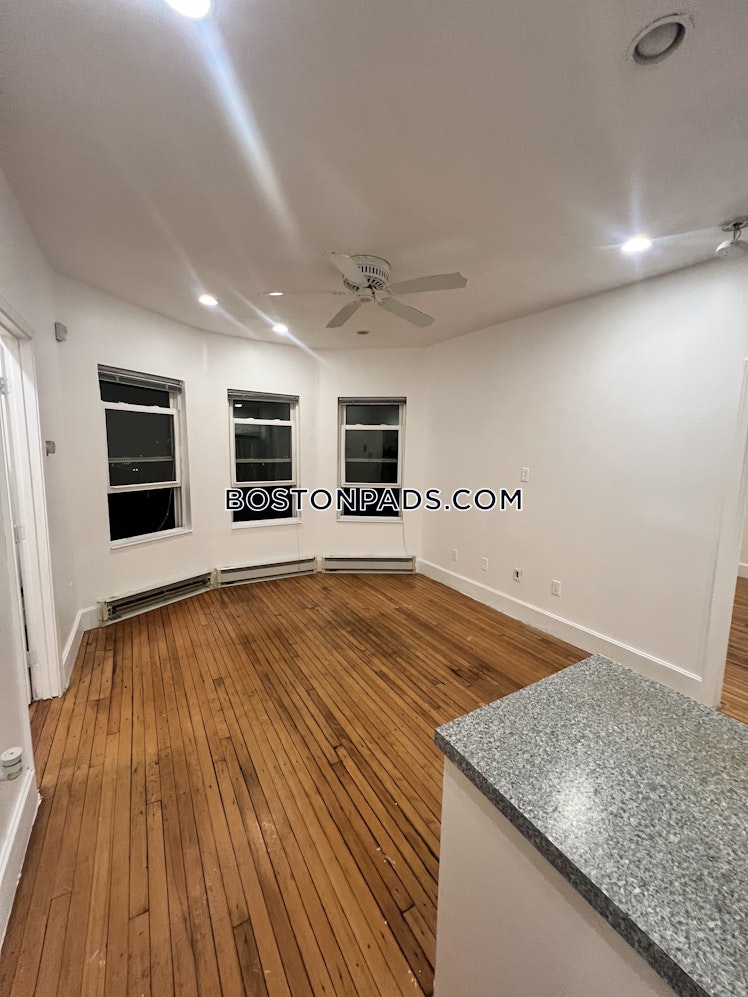 Centre Street Ter., Boston