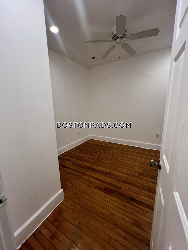 Centre Street Ter., Boston