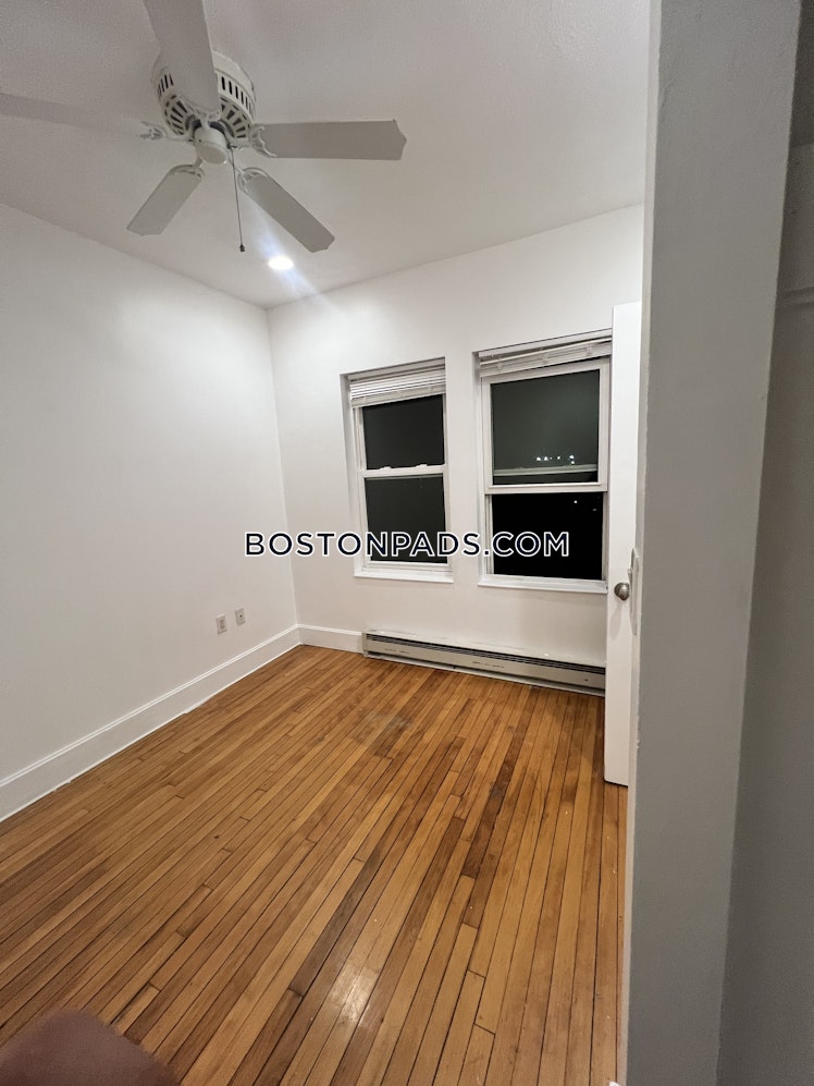 Centre Street Ter., Boston