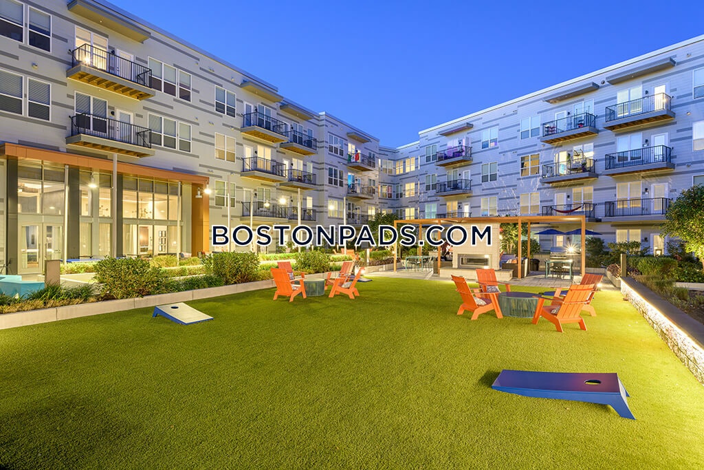 Chelsea - 2 Beds, 1 Baths