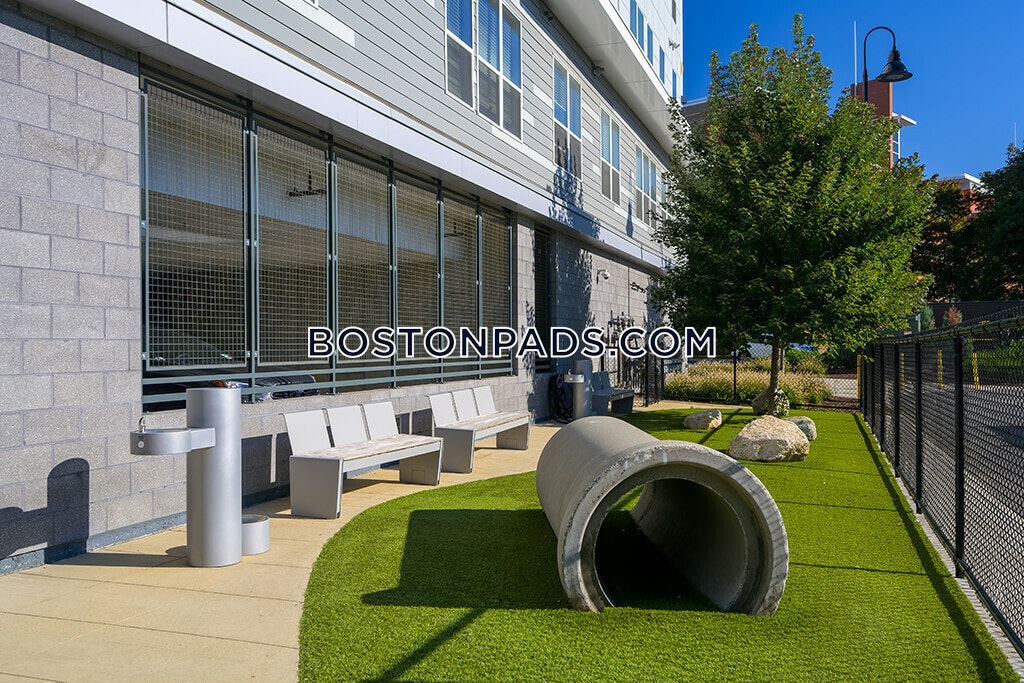 Chelsea - 2 Beds, 1 Baths