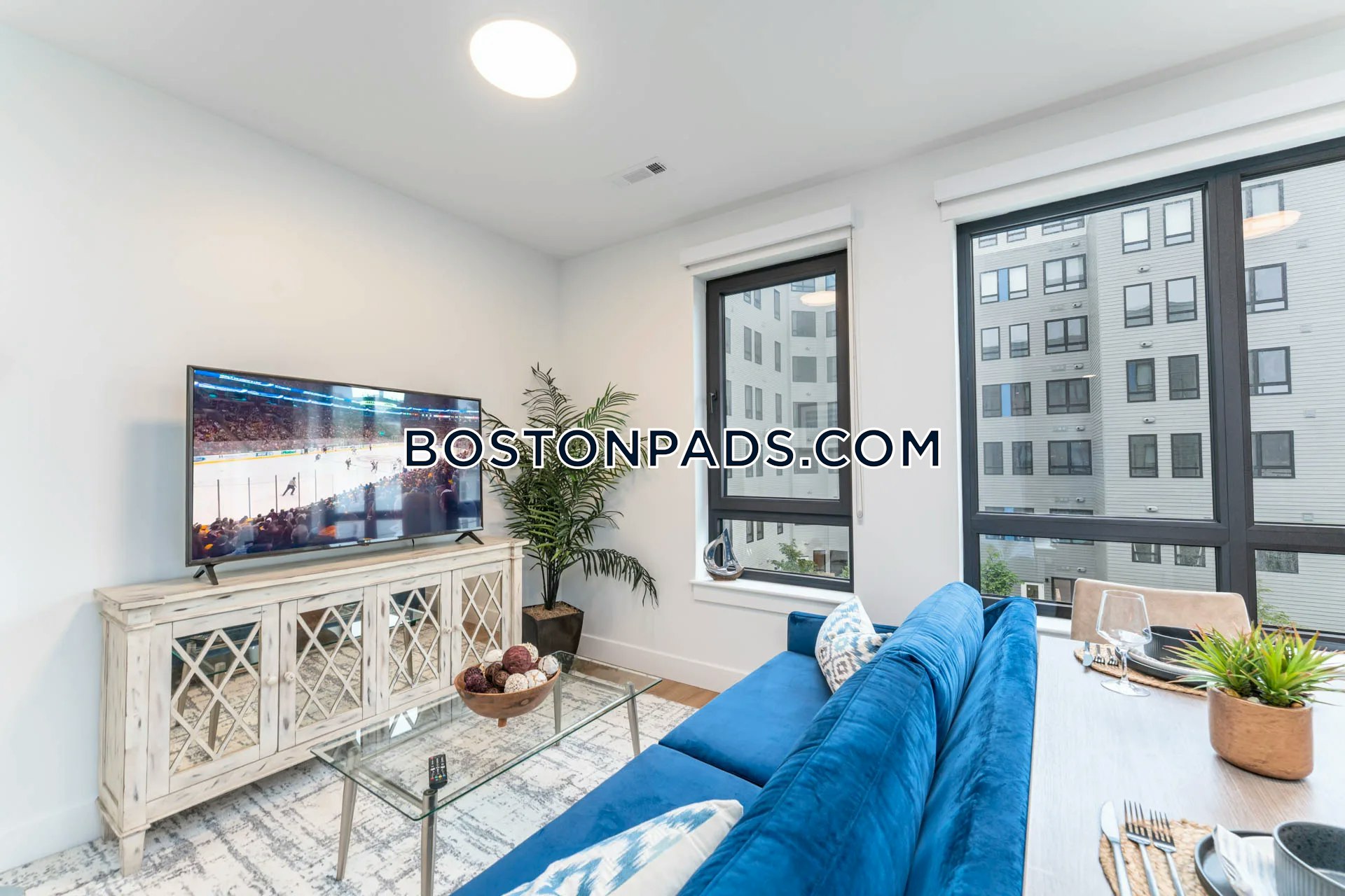 Chelsea - 1 Beds, 1 Baths