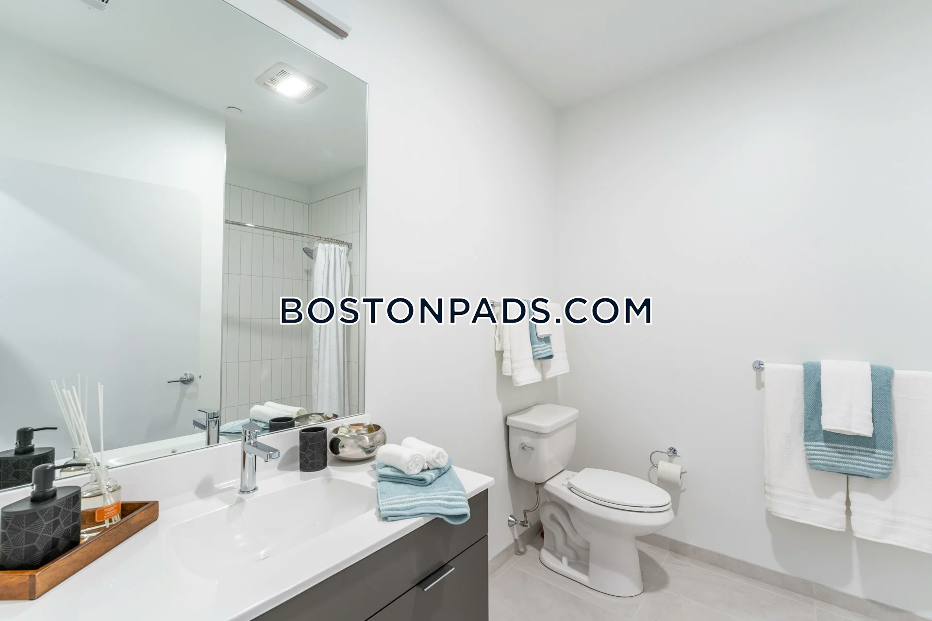 Chelsea - 1 Beds, 1 Baths