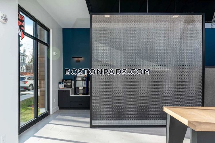 Central Ave., Chelsea