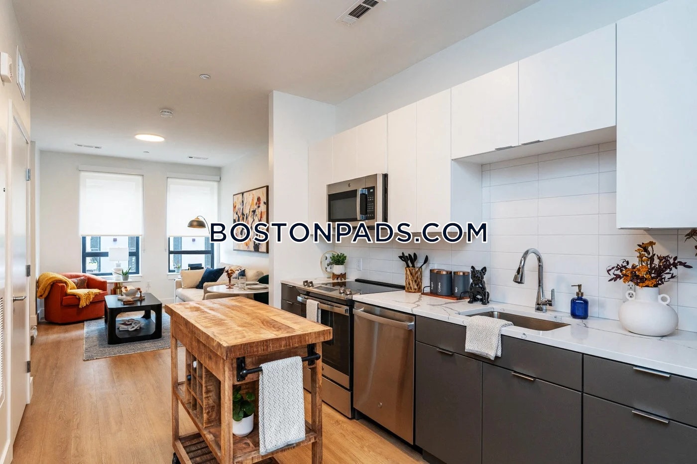 Chelsea - 1 Beds, 1 Baths