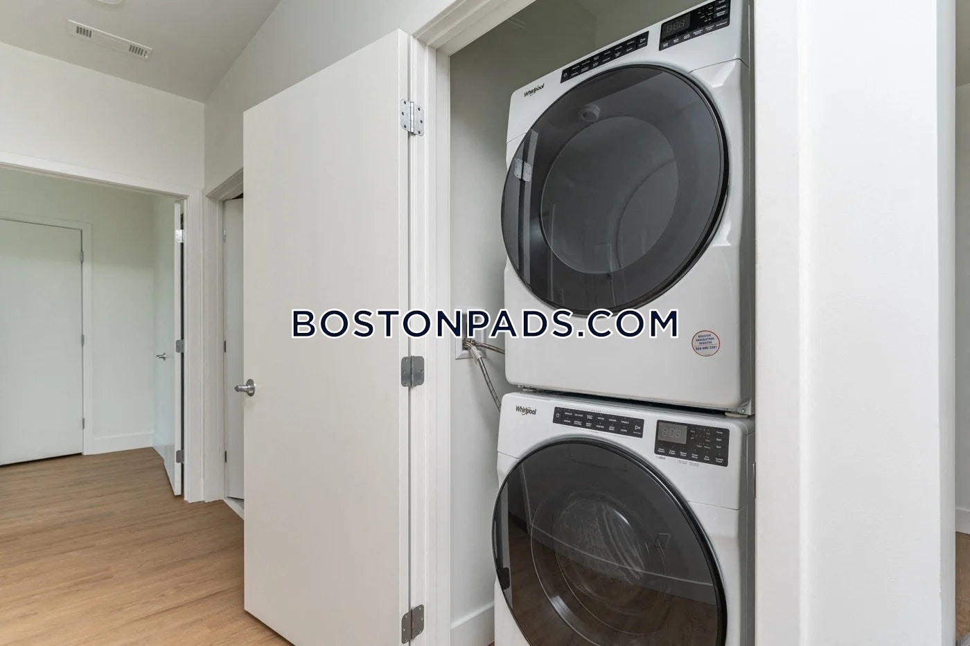 Chelsea - 1 Beds, 1 Baths