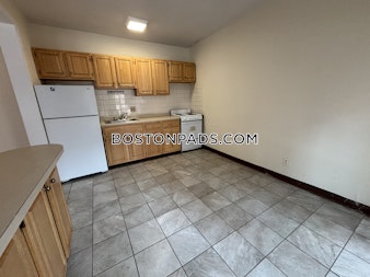 Commonwealth Ave. Boston