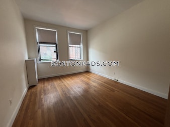 Commonwealth Ave. Boston