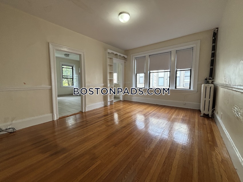 BOSTON - ALLSTON - 1 Bed, 1 Bath - Image 13