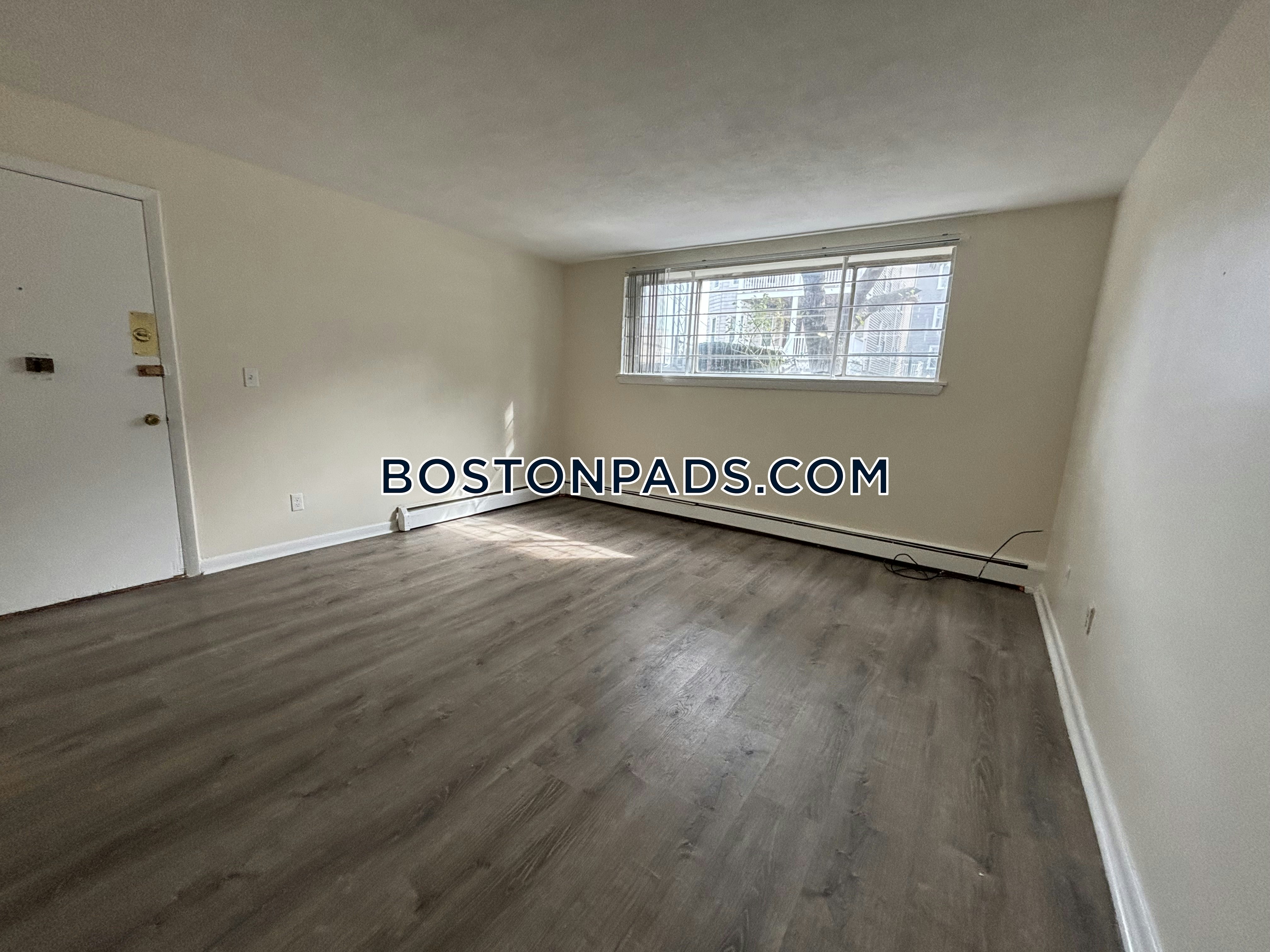 Boston - 2 Beds, 1 Baths