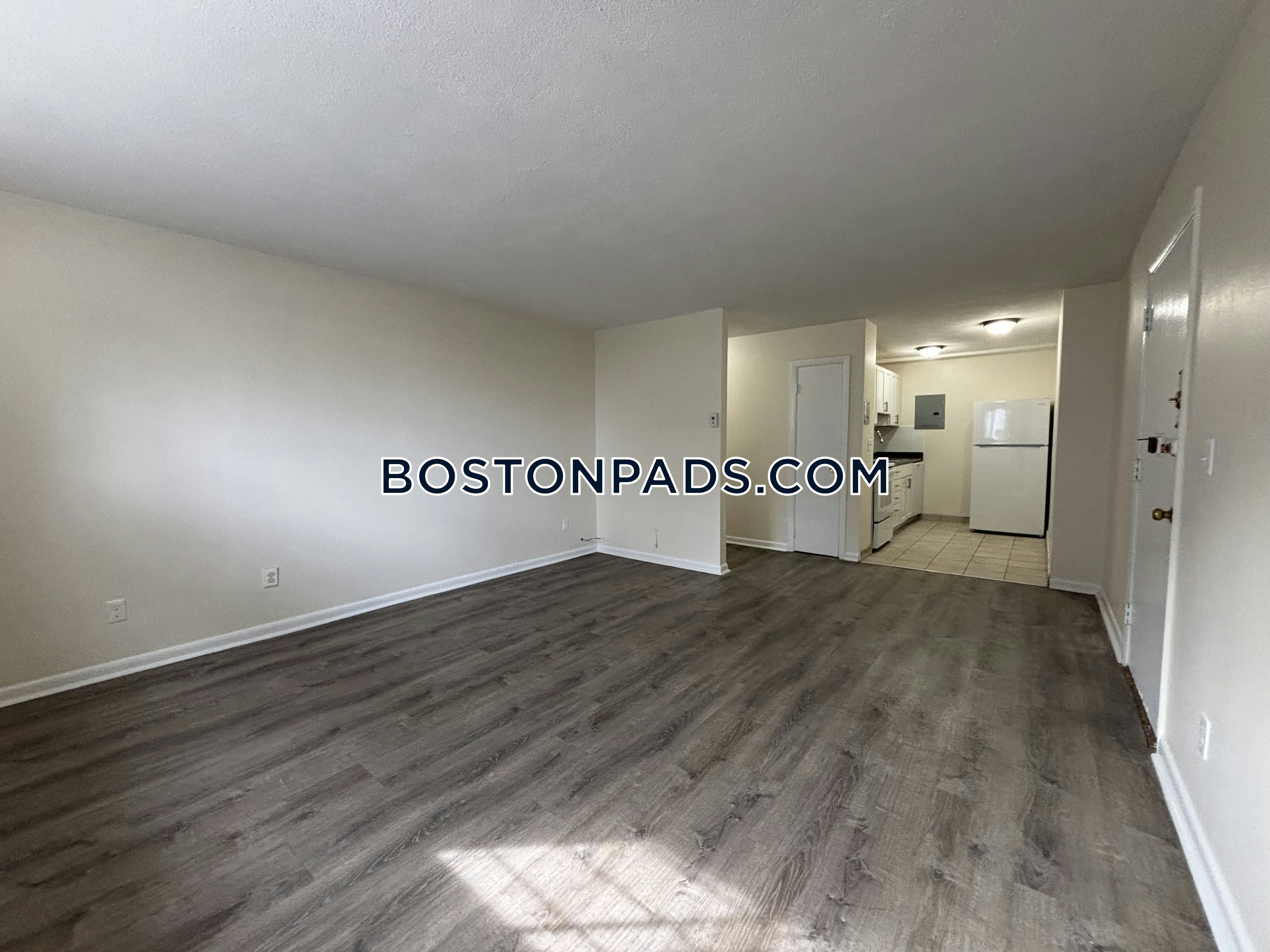 Boston - 2 Beds, 1 Baths