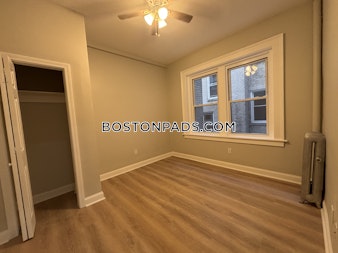 Commonwealth Ave. Boston