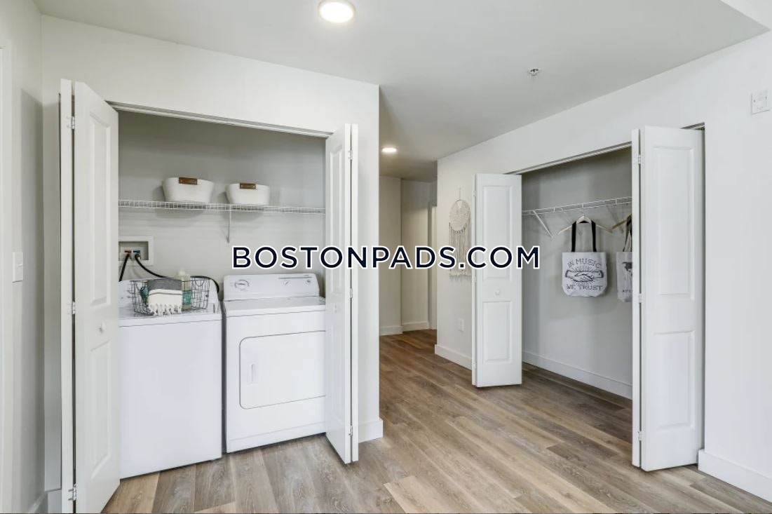 Danvers - 2 Beds, 1 Baths