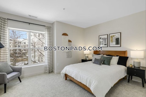 Newbury St. Danvers photo 3