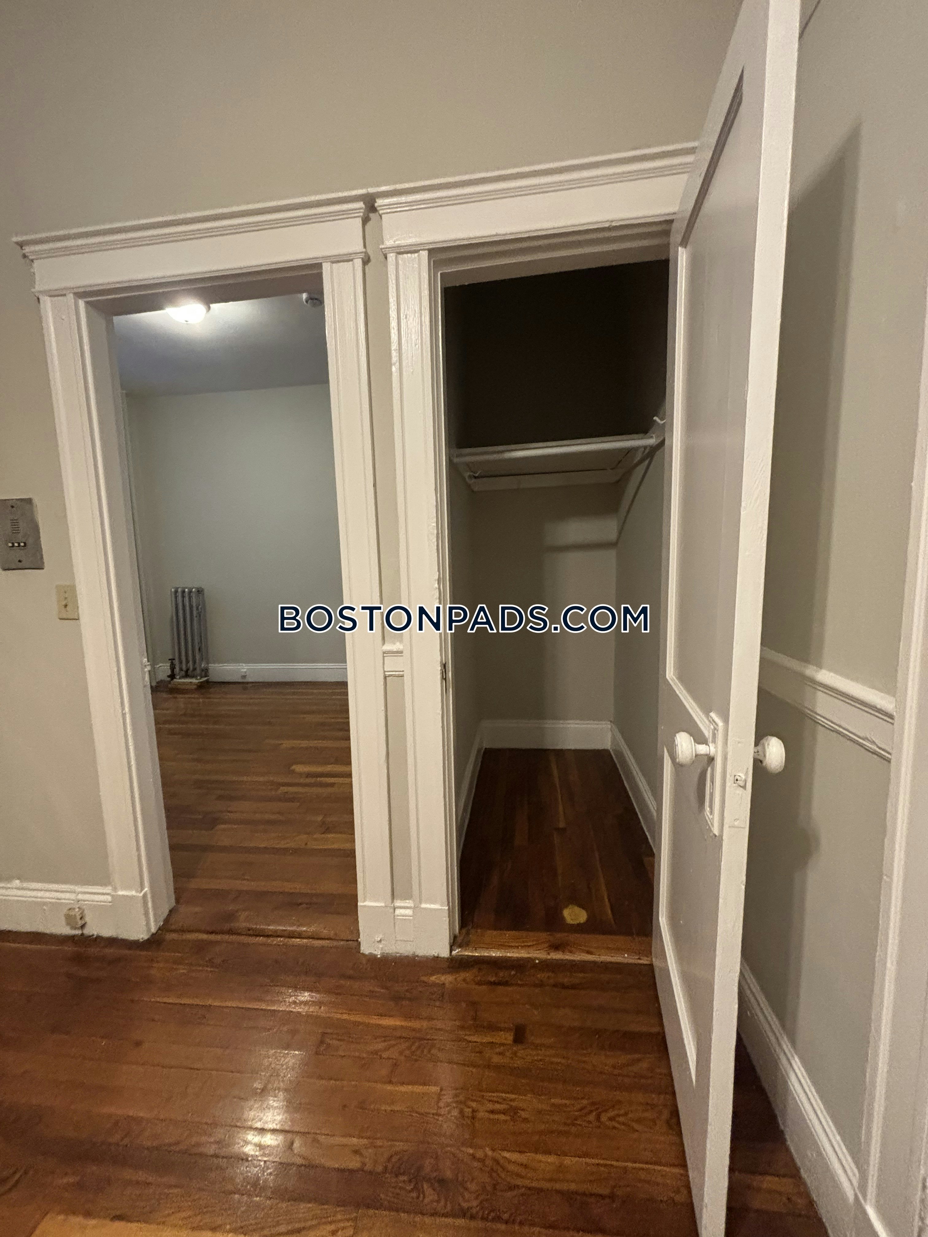 Boston - 2 Beds, 1 Baths