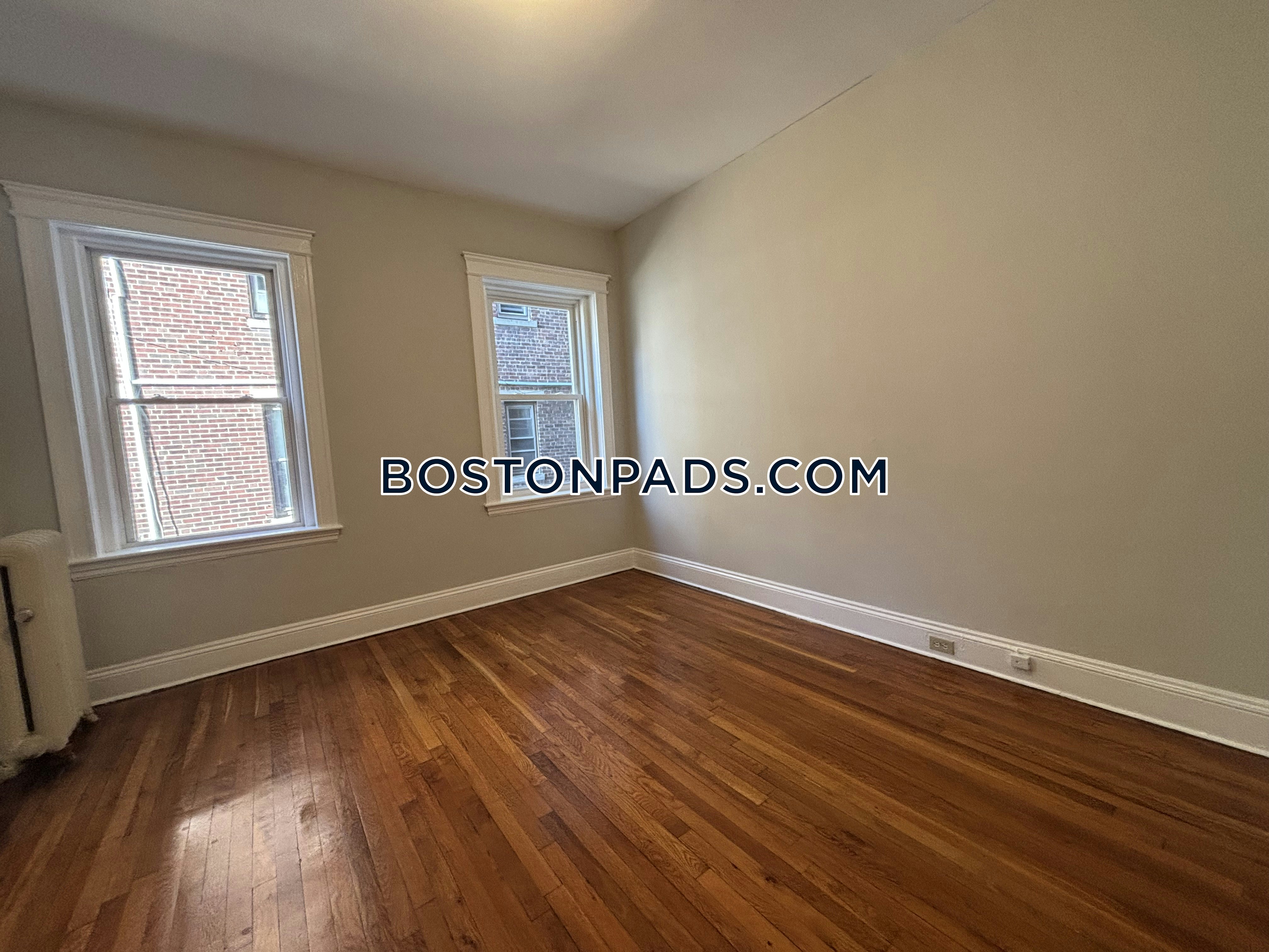 Boston - 2 Beds, 1 Baths