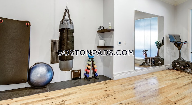 Nathan Pratt Dr., Concord