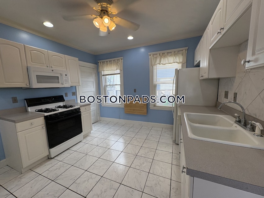 BOSTON - BRIGHTON - OAK SQUARE - 3 Beds, 1 Bath - Image 8