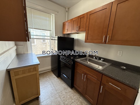 Egremont Rd. Boston photo 4