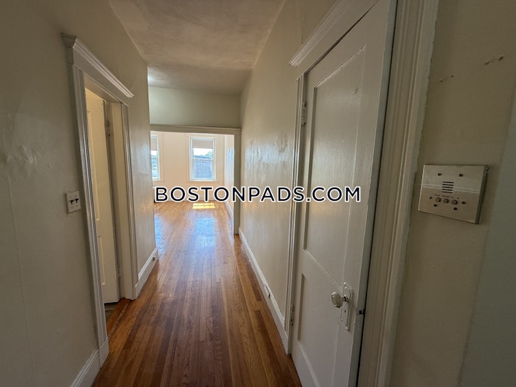 Egremont Rd., Boston