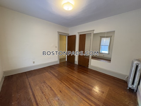 Union St. Boston photo 15