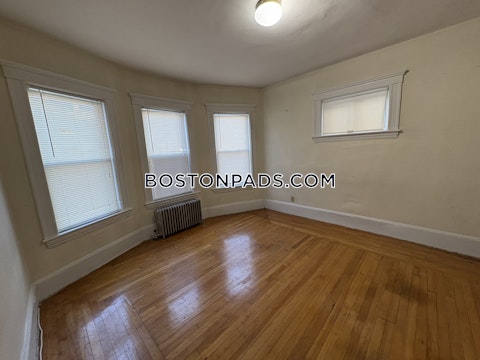 Union St. Boston photo 14