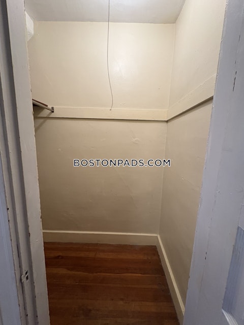 Union St. Boston photo 21