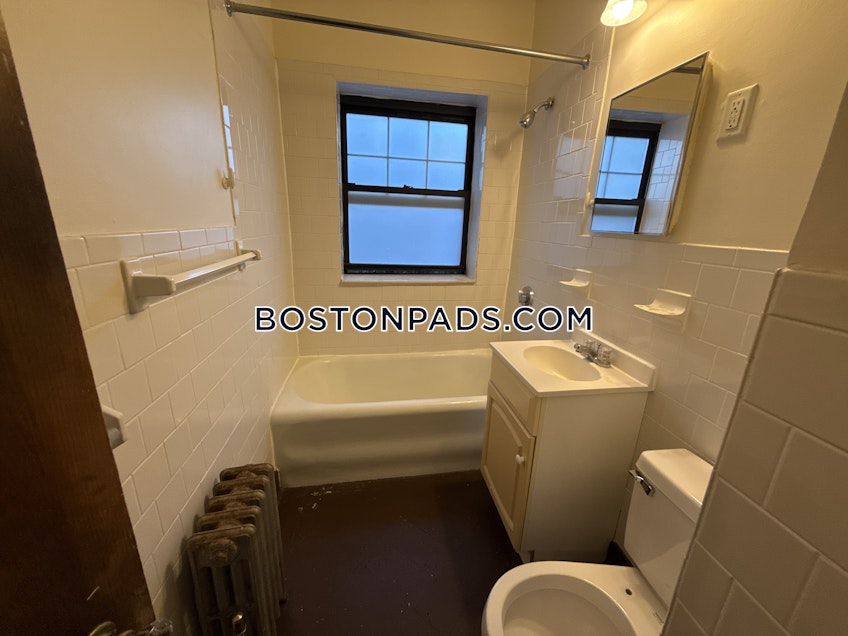 Winchester - $1,600+ /month