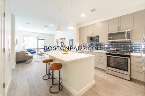 Rantoul St. Beverly photo 14