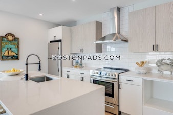 Congress St. Beverly