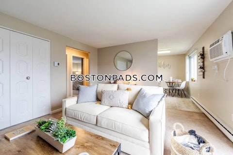 Merrill Ln. Dracut photo 2