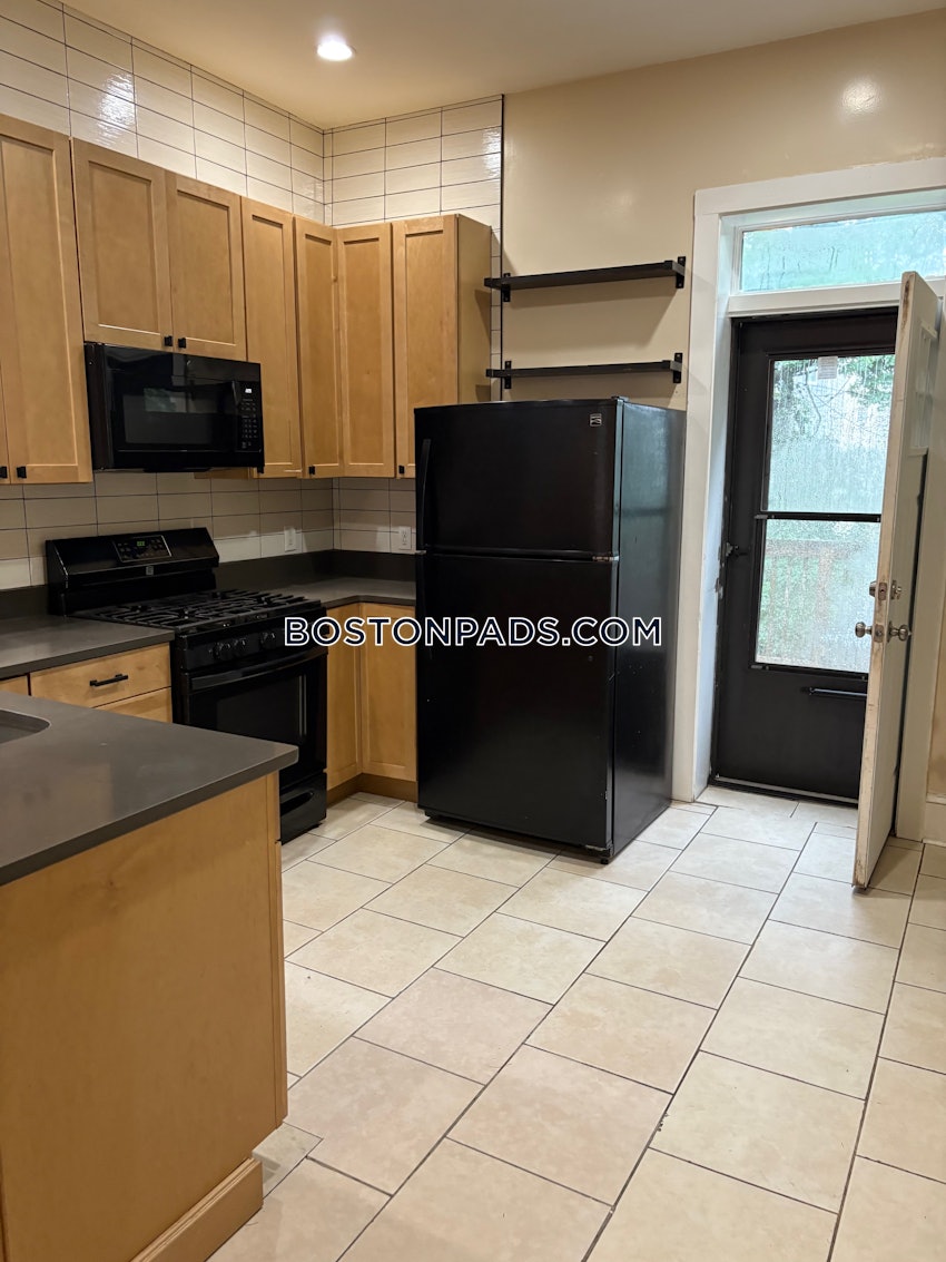 BOSTON - DORCHESTER - BLUE HILL AVENUE - 3 Beds, 2 Baths - Image 3