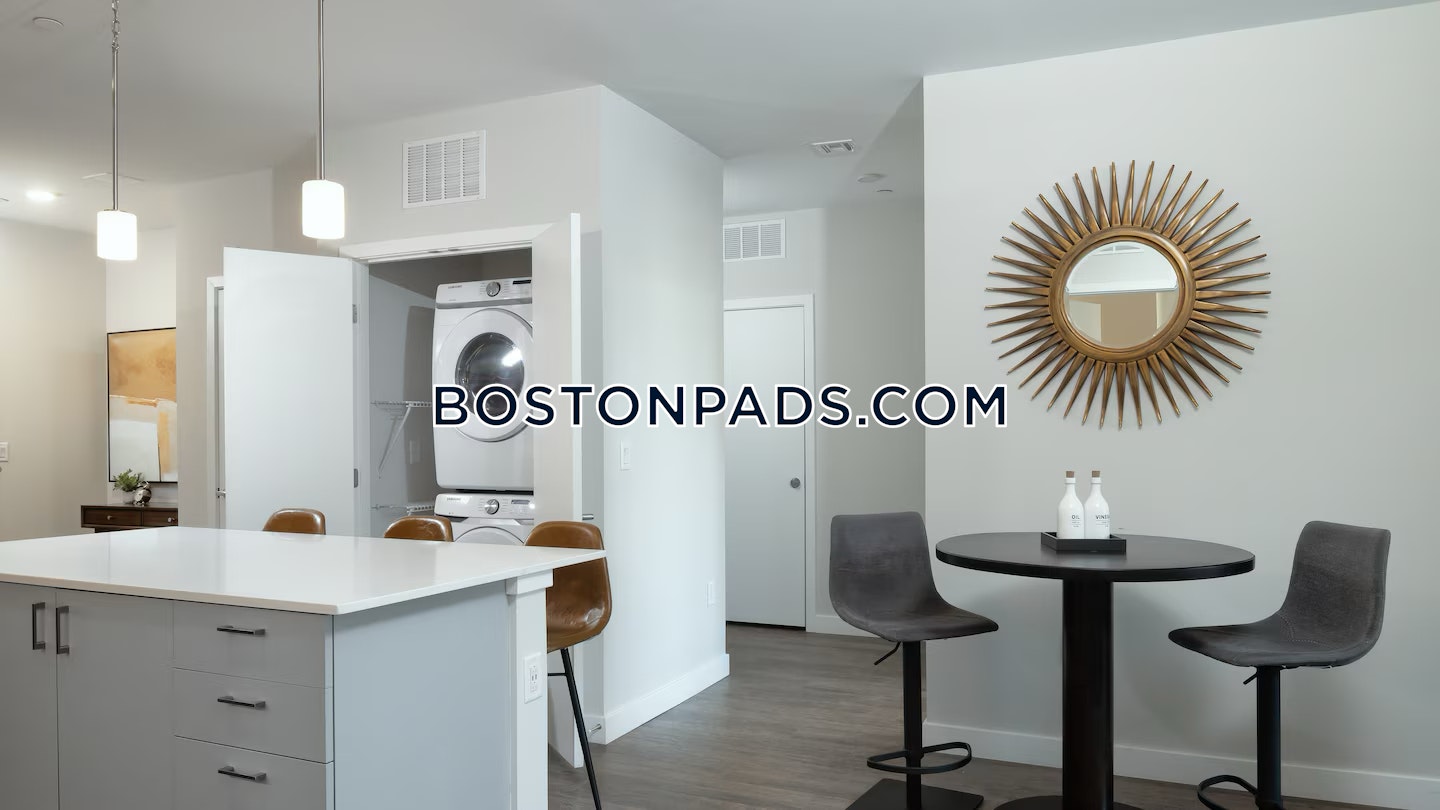 Boston - 3 Beds, 1 Baths