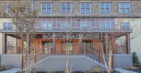 River St. Boston photo 15