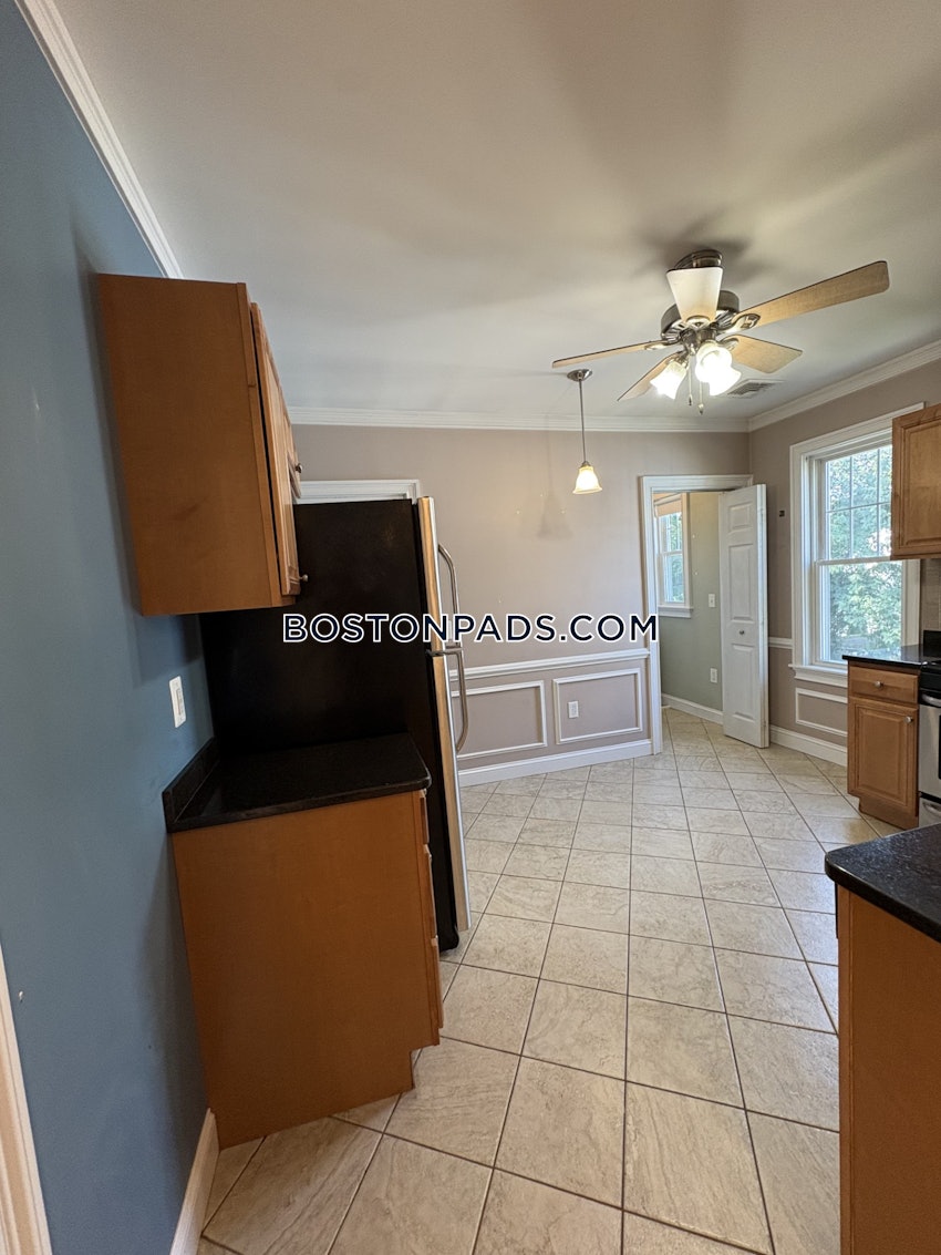 BOSTON - BRIGHTON - OAK SQUARE - 3 Beds, 1 Bath - Image 24