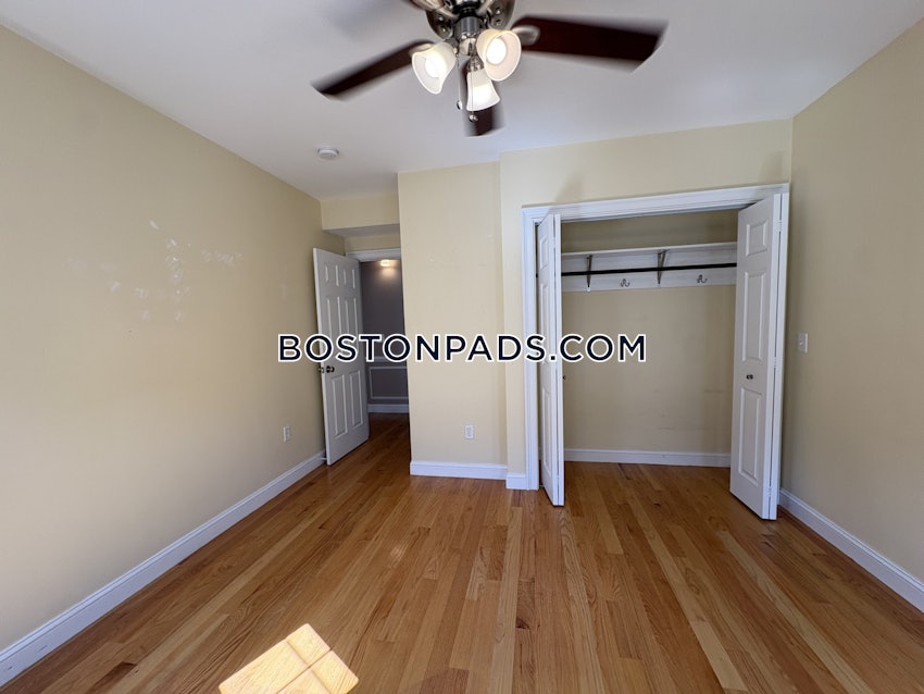 BOSTON - BRIGHTON - OAK SQUARE - 3 Beds, 1 Bath - Image 10