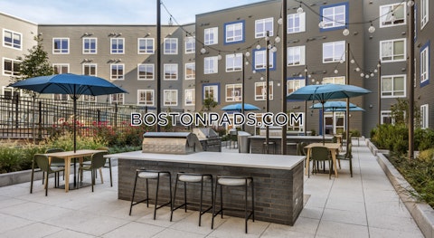 2nd St. Everett photo 17